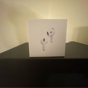 Apple White Earbud Headphones